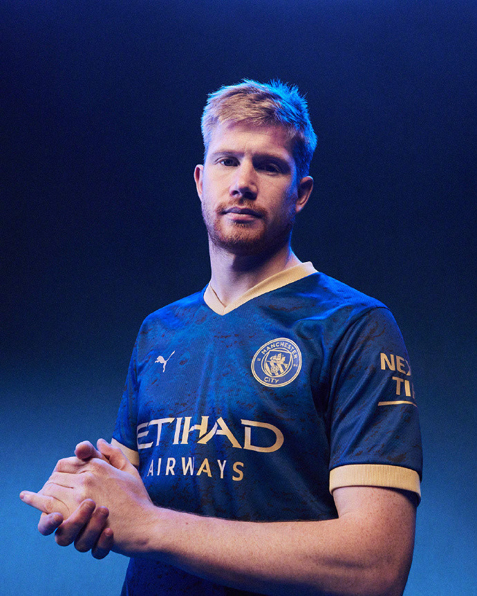 西甲：巴萨客场2-2战平塞维利亚