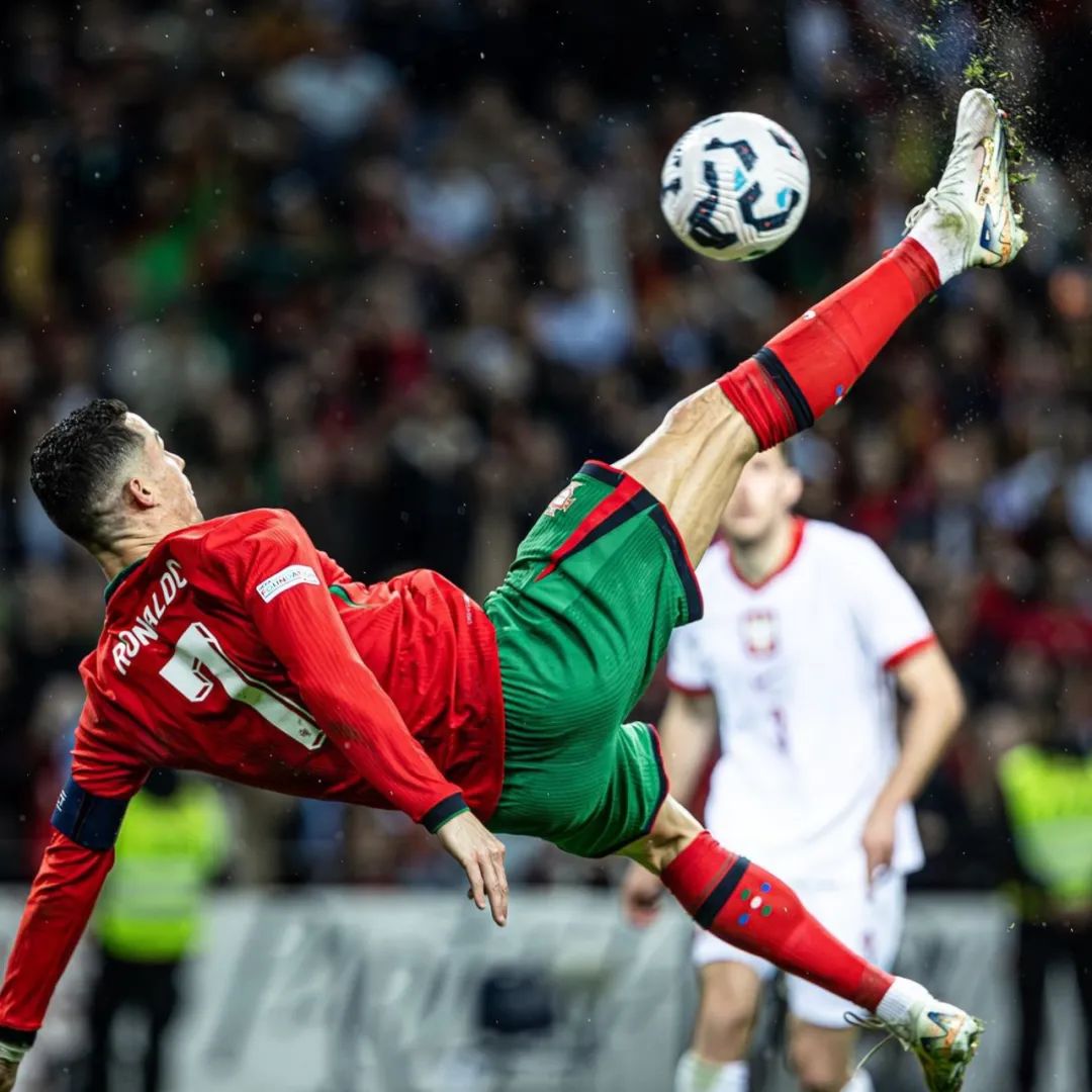 沙特记者：萨拉赫冬窗加盟沙特联赛近乎不可能，除非有奇迹