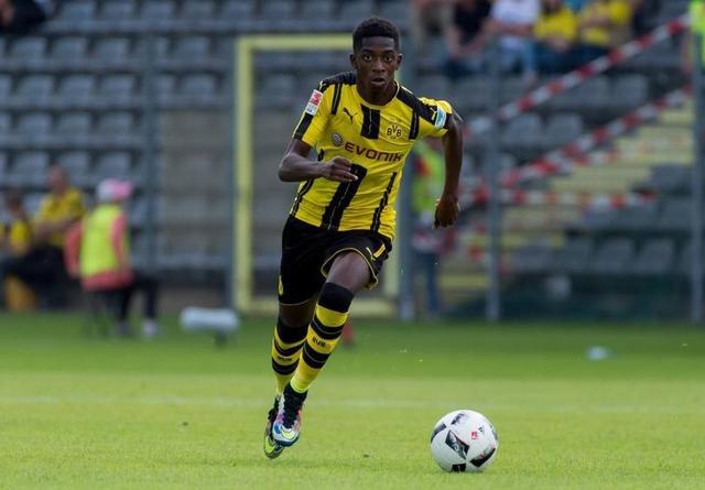 半场：莱比锡0-0不莱梅，巴克豪斯多次扑救