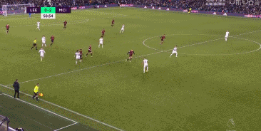 巴萨3比1马竞的第10分钟：球迷再次集体高喊梅西的名字！