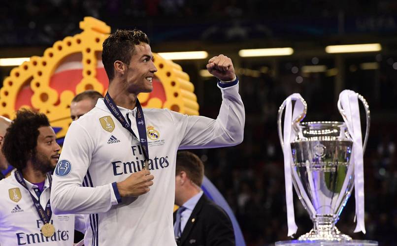 官方：皇马女足20岁前锋卡拉-卡马乔加盟布莱顿女足