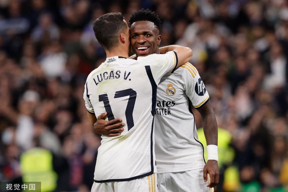 万项谈梅开二度：只能说运气比较好，赶上了这两个进球