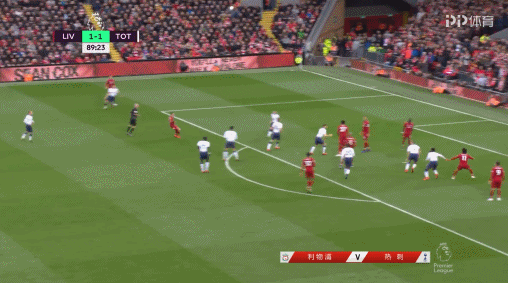 东体：特维斯在申花时训练都由自己决定，波耶特控制不了球队