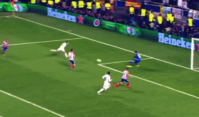 足球英超裁判再陷争议，赛后官方急发声明